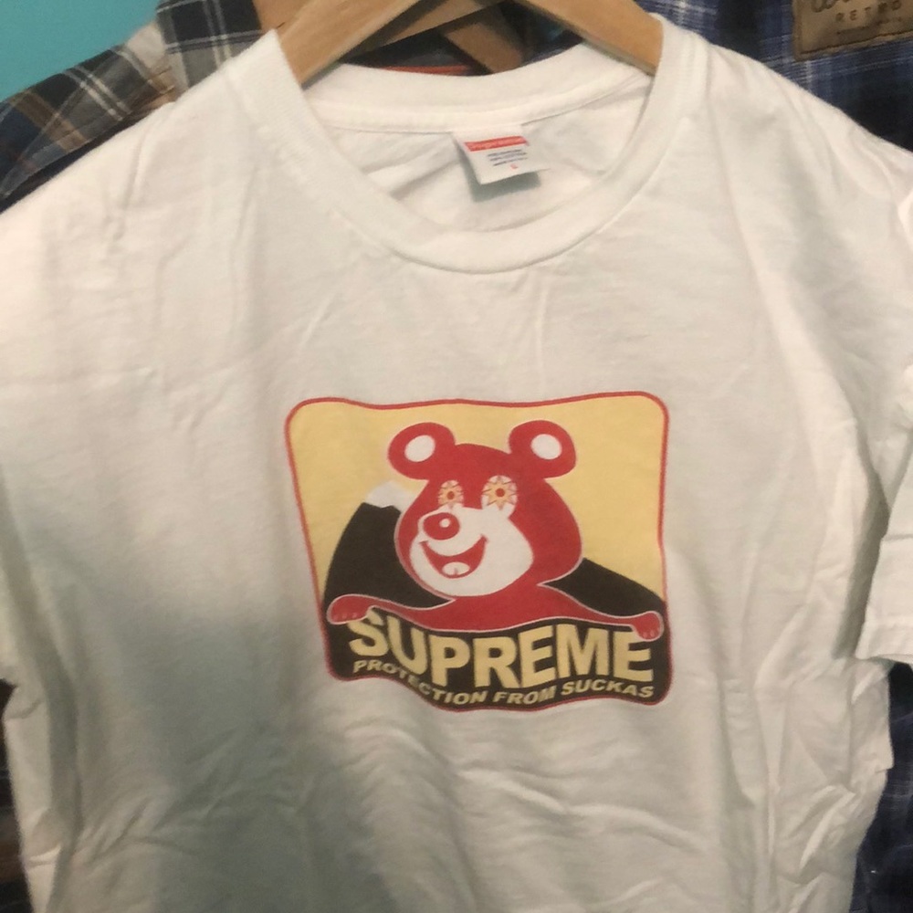 Supreme size large